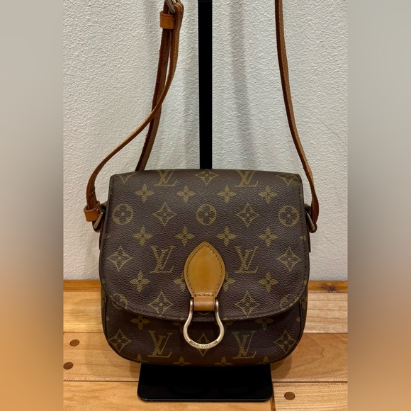 Louis Vuitton Handbags - Louis Vuitton Vintage St Cloud PM in Monogram Crossbody Bag
